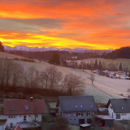 Ferienwohnung Bergblick Wangen Im Allgaeu Mit Garten, 2022 Komplett Renoviert 외부 사진